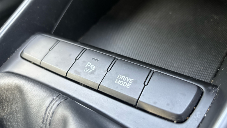 Hyundai i20 1.0T GDi 48V MHD SE Connect 5dr Petrol Hatchback